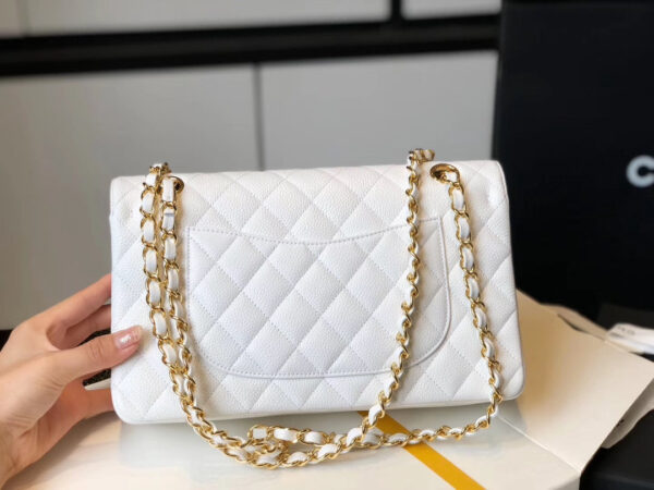 Chanel Classic Medium Flapbag Gold Hardware 26cm White - Image 2