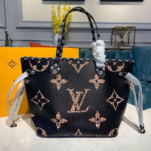 Louis Vuitton Neverfull MM Tote Bag 32cm Monogram Jungle Canvas Spring/Summer Collection M44676, Black - Image 2