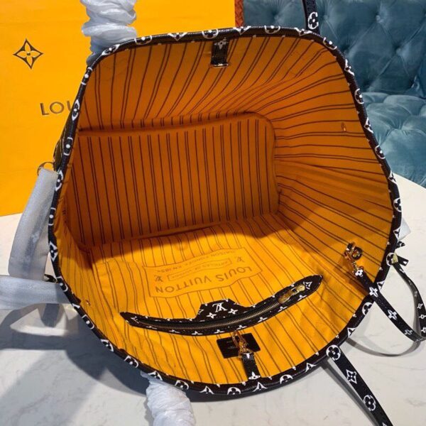 Louis Vuitton Neverfull MM Tote Bag 32cm Monogram Jungle Canvas Spring/Summer Collection M44676, Black - Image 9
