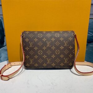 Louis Vuitton Musette Tango Shoulder Bag 26cm Monogram Canvas Spring/Summer Collection M51257, Brown