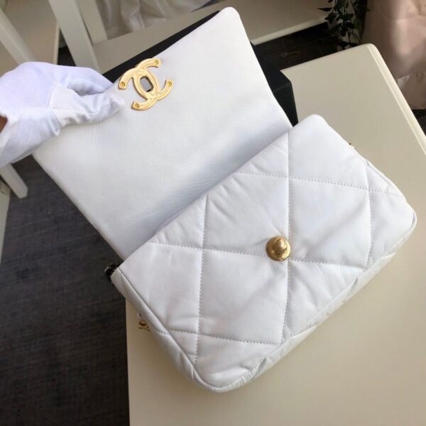 Chanel 19 Flap Bag 26cm Goatskin Leather Fall/Winter Act 1 Collection, White - Image 8