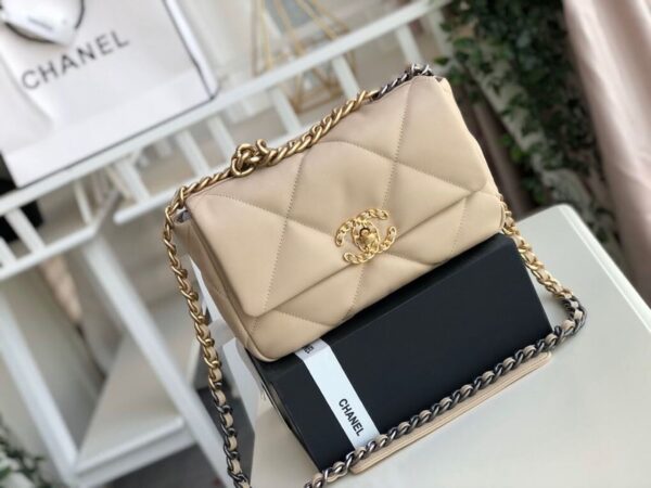 Chanel 19 Flap Bag 26cm Goatskin Leather Fall/Winter Act 1 Collection, Beige - Image 4