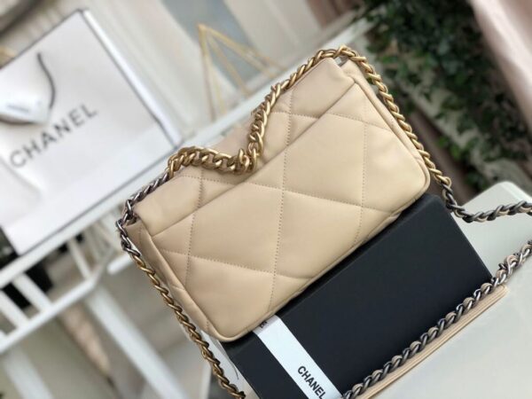 Chanel 19 Flap Bag 26cm Goatskin Leather Fall/Winter Act 1 Collection, Beige - Image 7