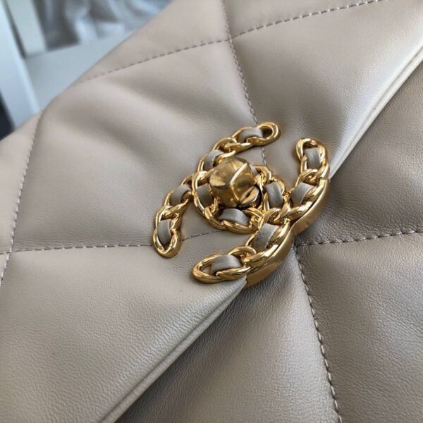 Chanel 19 Flap Bag 26cm Goatskin Leather Fall/Winter Act 1 Collection, Beige - Image 10