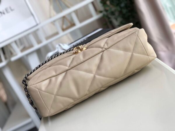 Chanel 19 Flap Bag 36cm Goatskin Leather Fall/Winter Act 1 Collection, Beige - Image 4