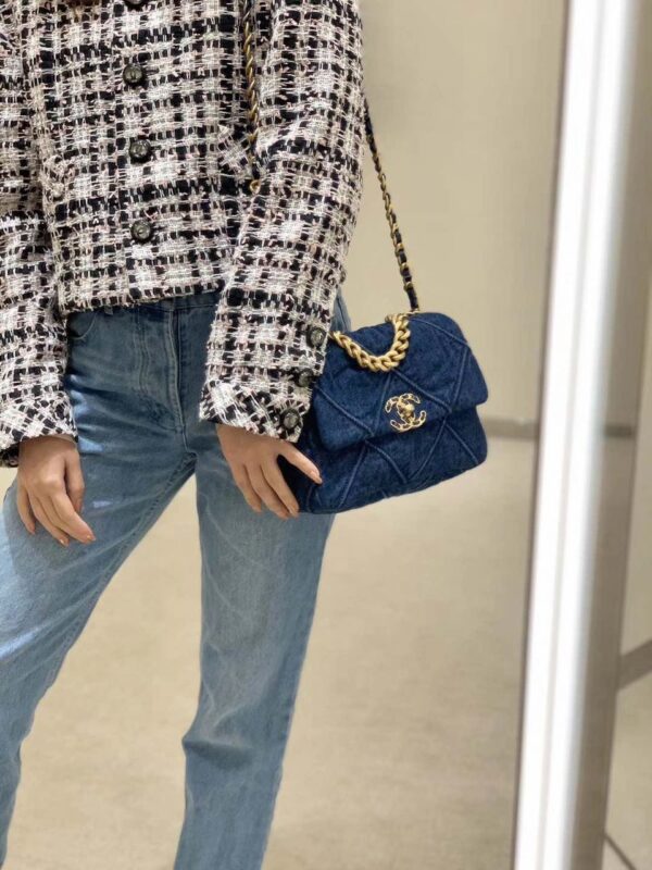 Chanel 19 Flap Bag 26cm Goatskin Leather Spring/Summer Act 1 Collection, Blue Jean - Image 14