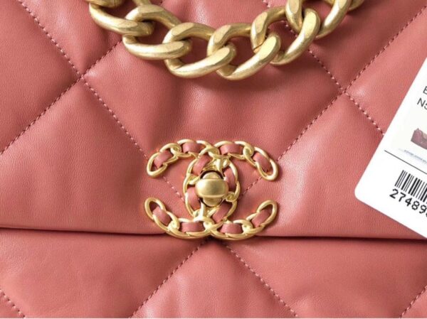 Chanel 19 Flap Bag 26cm Goatskin Leather Spring/Summer Act 1 Collection, Salmon Pink - Image 7