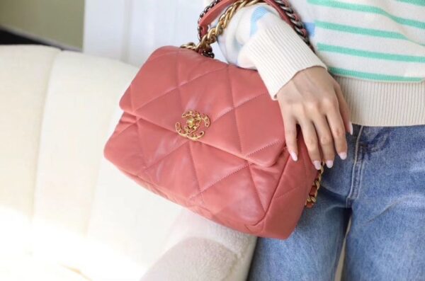 Chanel 19 Flap Bag 26cm Goatskin Leather Spring/Summer Act 1 Collection, Salmon Pink - Image 23