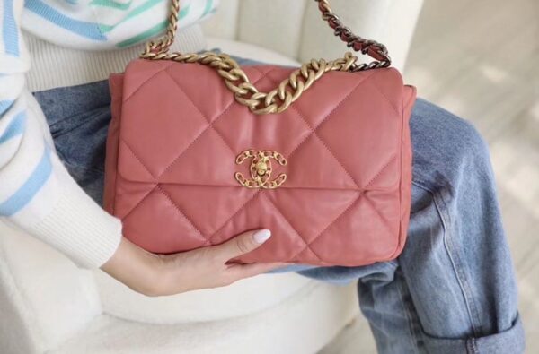Chanel 19 Flap Bag 26cm Goatskin Leather Spring/Summer Act 1 Collection, Salmon Pink - Image 21