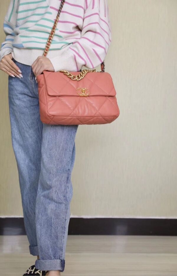 Chanel 19 Flap Bag 26cm Goatskin Leather Spring/Summer Act 1 Collection, Salmon Pink - Image 26