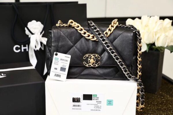Chanel 19 Flap Bag 26cm Goatskin Leather Spring/Summer Act 1 Collection, Black - Image 2