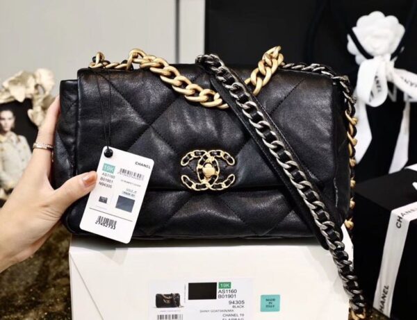 Chanel 19 Flap Bag 26cm Goatskin Leather Spring/Summer Act 1 Collection, Black - Image 10