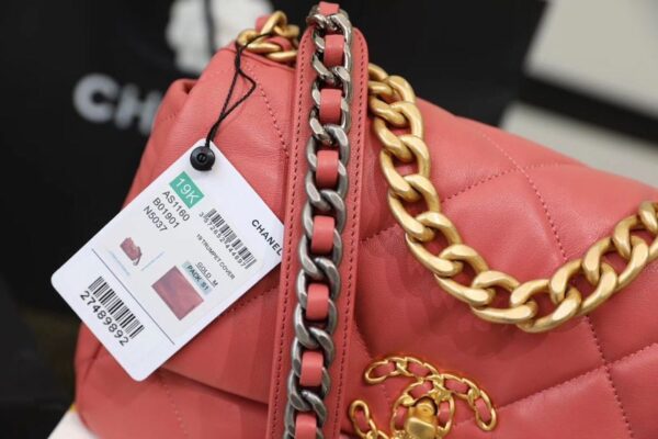 Chanel 19 Flap Bag 26cm Goatskin Leather Spring/Summer Act 1 Collection, Rose Pink - Image 17
