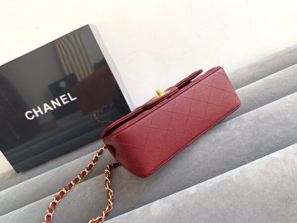 Chanel Classic Flap Bag 20cm Gold Hardware Caviar Leather Spring/Summer Collection Burgundy - Image 3