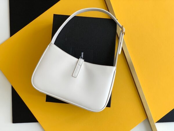 Saint Laurent LE5A7 Hobo Bag 25cm - Image 2