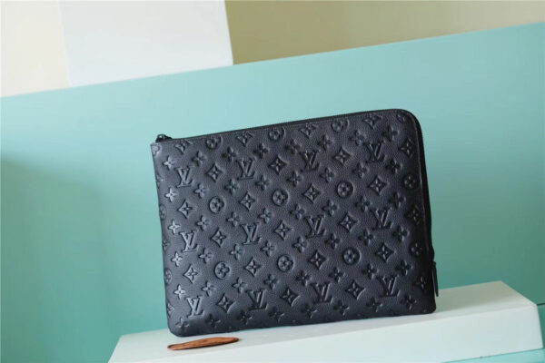 Louis Vuitton Etui De Voyage MM 34cm Black - Image 9
