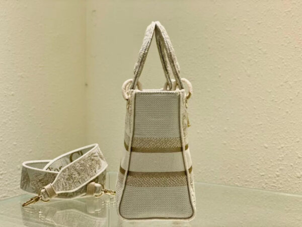 Christian Dior Medium Lady D-Lite Bag 24cm - Image 3