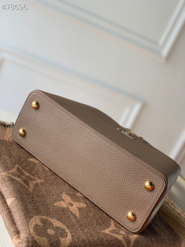 Louis Vuitton Woven Capucines Python Handle Bag 31cm Taurillon Leather Spring/Summer Collection N92802 Pebble - Image 3