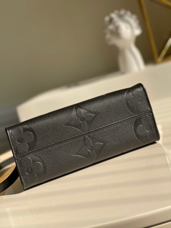 Louis Vuitton Handle Bag 25cm All Black - Image 4