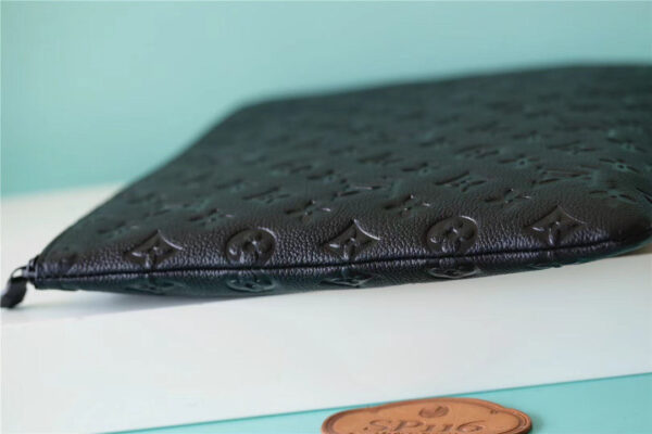 Louis Vuitton Etui De Voyage MM 34cm Black - Image 8