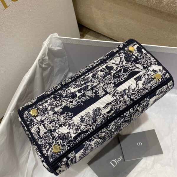 Christian Dior Medium Lady Dior Bag 24cm - Image 8