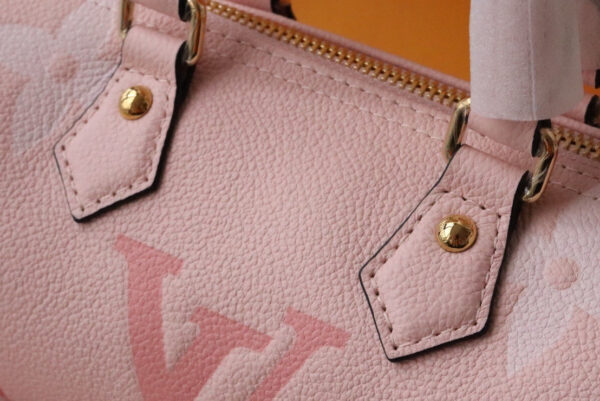 Louis Vuitton Monogram 20cm Pink - Image 5