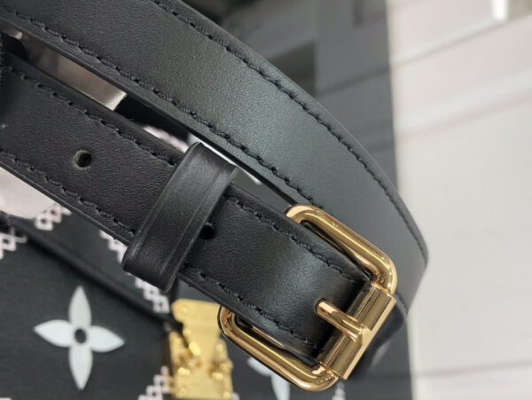 Louis Vuitton M46028 Pochette Metis 25cm Black - Image 3