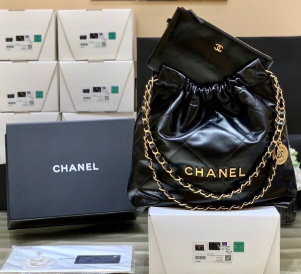 Chanel 22 Large Handbag 37cm Black - Image 9