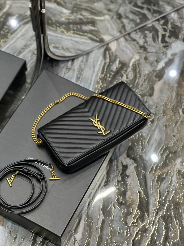 Saint Laurent Kata 99 Chain Bag With Gold Hardware 26cm - Image 7