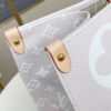 Louis Vuitton OnTheGo GM Bag 42cm Monogram Canvas Spring/Summer Collection M57640 Mist - Image 6