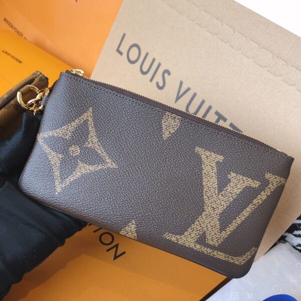 Louis Vuitton Trio Pouch Monogram - Image 4