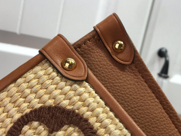 Louis vuitton Onthego MM Monogram 41cm/ Brown - Image 3
