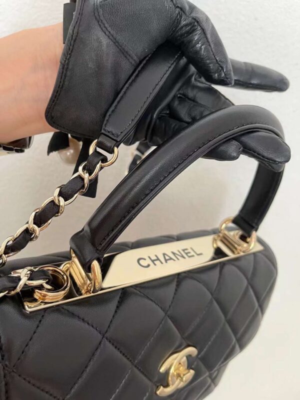 Chanel Classic Flap Bag Gold Hardware 25cm Black - Image 3