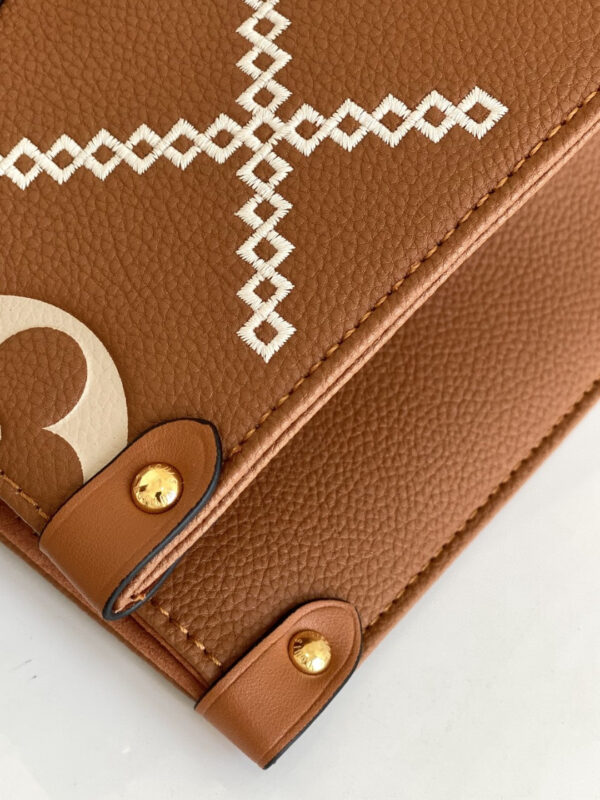 Louis Vuitton M45595 Onthego MM 35cm Brown - Image 6