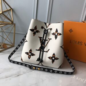 Louis Vuitton NeoNoe Bucket Bag 26cm White