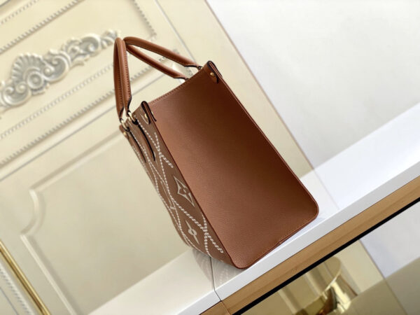Louis Vuitton M45595 Onthego MM 35cm Brown - Image 4