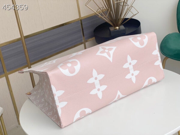 Louis Vuitton OnTheGo GM Bag 42cm Monogram Canvas Spring/Summer Collection M57640 Mist - Image 2