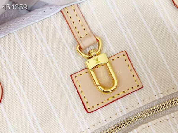 Louis Vuitton OnTheGo GM Bag 42cm Monogram Canvas Spring/Summer Collection M57640 Mist - Image 8