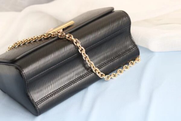 Louis Vuitton Twist PM 23cm Epi Canvas Spring/Summer Collection M54805, Black GHW - Image 2