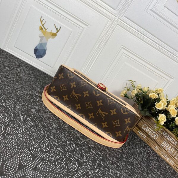 Louis Vuitton M45985 Diane 25cm Brown - Image 7