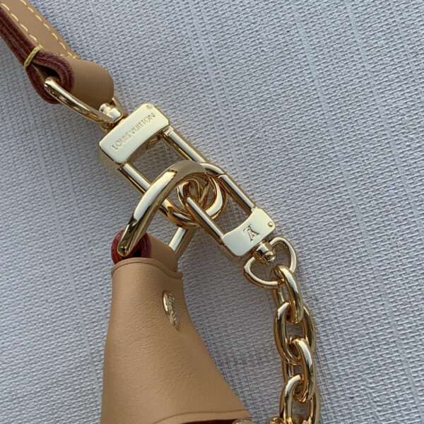 Louis Vuitton M81098 Loop 24cm Brown - Image 6