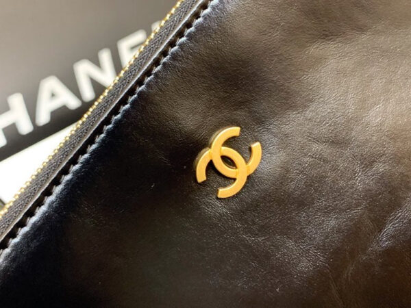 Chanel 22 Large Handbag 37cm Black - Image 4