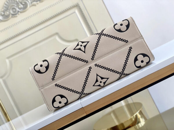 Louis Vuitton M45595 Onthego MM 35cm - Image 9