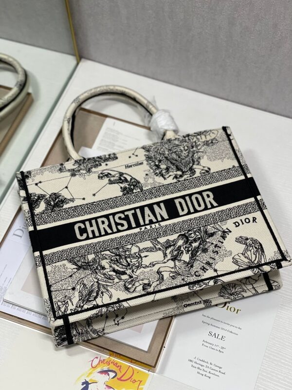 Christina Dior Medium Book Tote Bag 36cm Black/White - Image 8