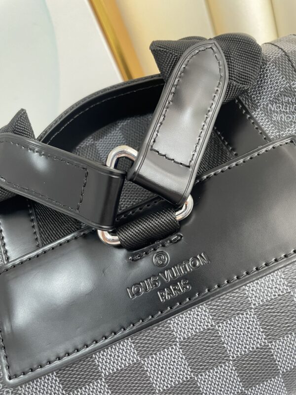 Louis Vuitton Christopher PM 44cm - Image 9